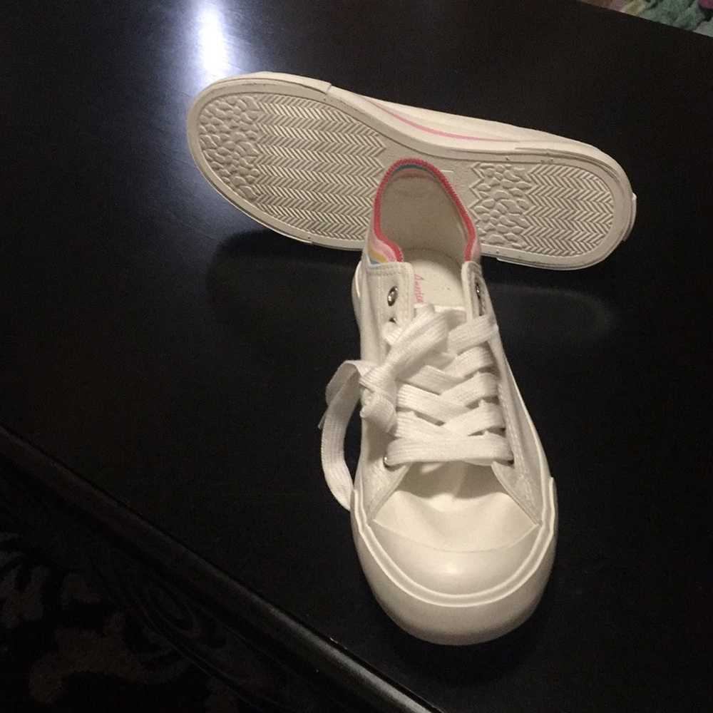 Shoes - Picture 3 of 3